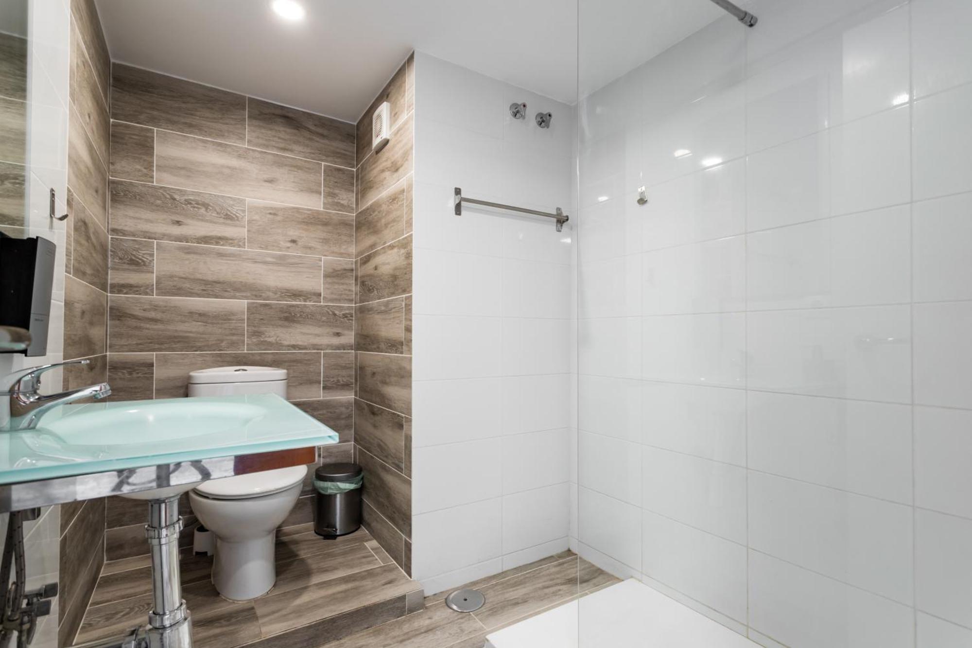 Sur Suites Palmeras 583 Фуeнхирола Екстериор снимка